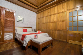  RedDoorz near Lotte Center Hanoi  Ханой